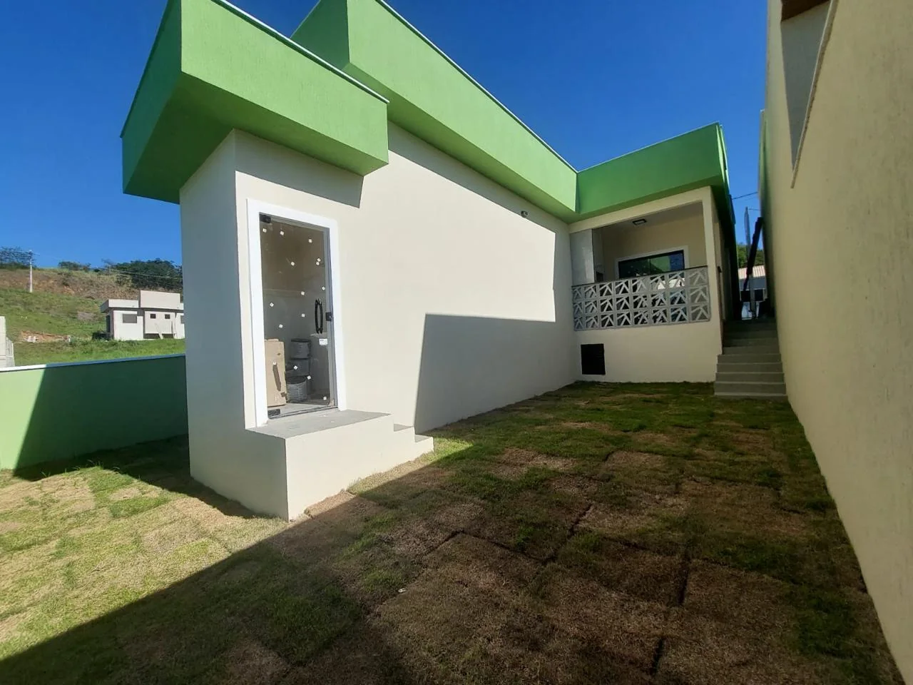 Quintal gramado com espaço para personalização